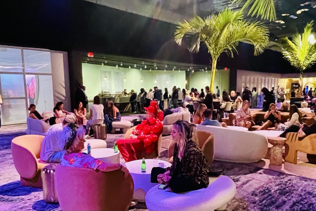 Art Basel Miami Beach 2025 | The Heartbeat of Contemporary Art — Where Passion Meets Strategy