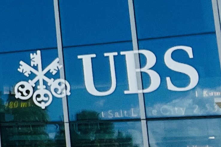 The Art Market in 2026: Trends & Collector Behavio – UBS Art Collectors